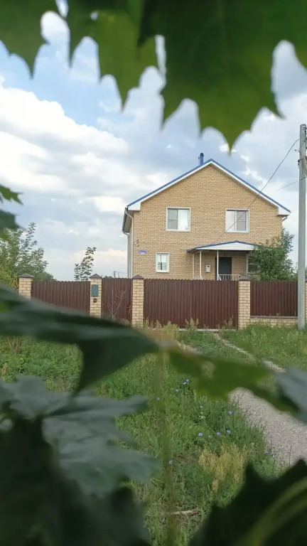 Фотография Коттеджа Частный дом Синяя Крыша