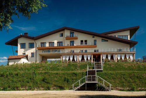 Фотографии гостиницы
Гуляй-Город