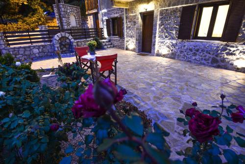 Фотография гостевого дома Ξενώνας Στροφυλιά