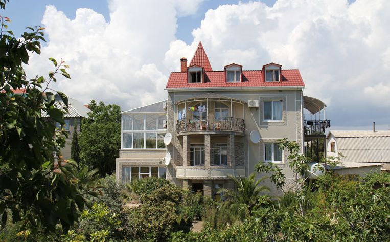 Фотография мини отеля Цветок и камень