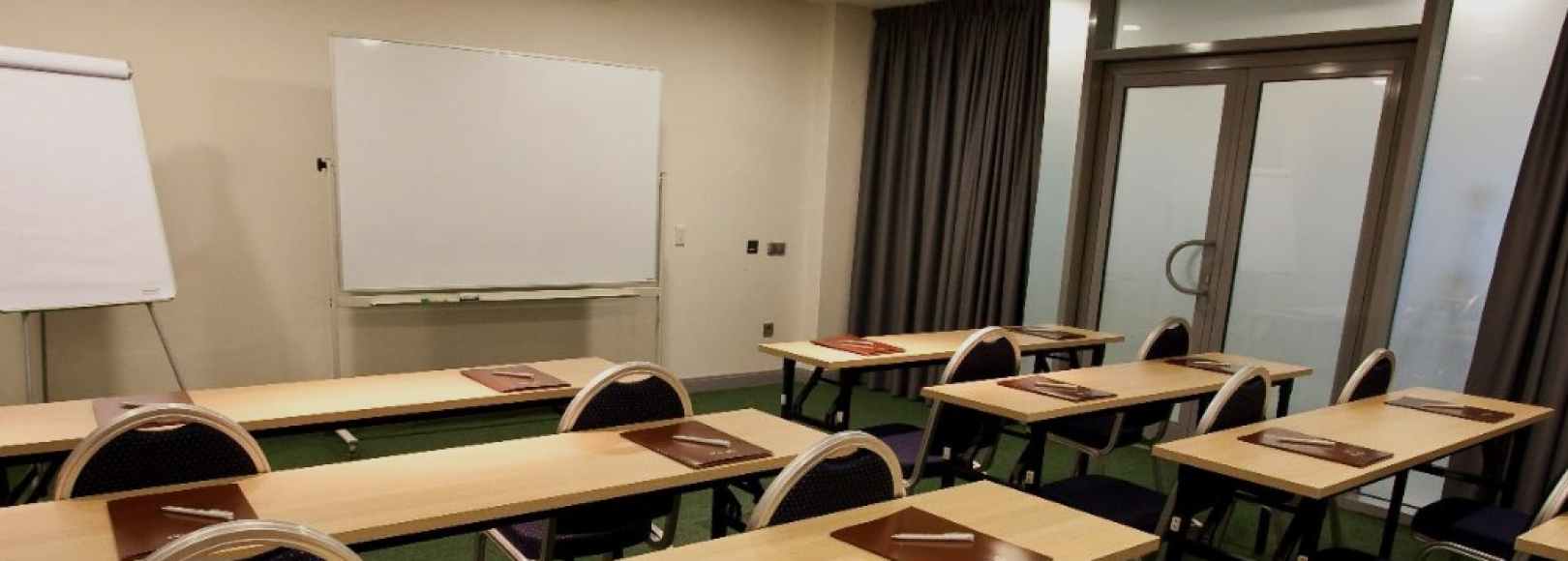 Фотография конференц-зала Тобол