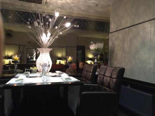 Фотография гостиницы Hotel Restaurant Les Arcades