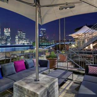 Фотографии гостиницы 
            DoubleTree by Hilton London – Docklands Riverside