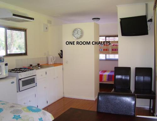 Фотография гостевого дома Ocean Beach Hideaway