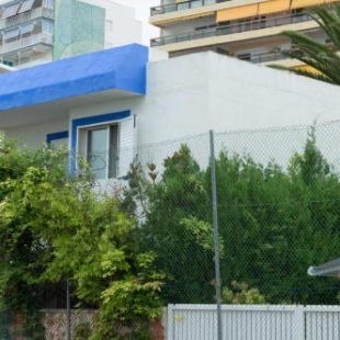 Фотография гостевого дома Villa frente al puerto deportivo