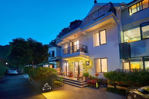 Фотография мини отеля Hangzhou Yueshang Yunshe Boutique Hostel