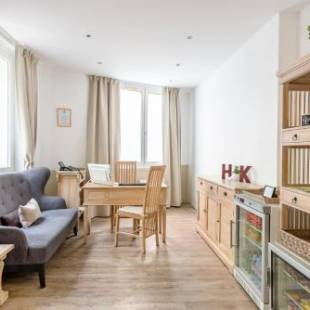 Фотографии гостиницы
Hotel Korner Eiffel