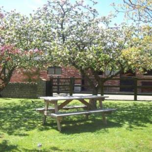 Фотографии мини отеля
Priors Oak B & B