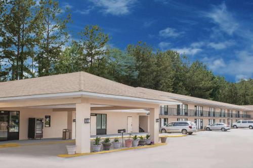 Фотография гостиницы Days Inn by Wyndham Newton