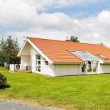 Фотография гостевого дома Four-Bedroom Holiday home in Otterndorf 13