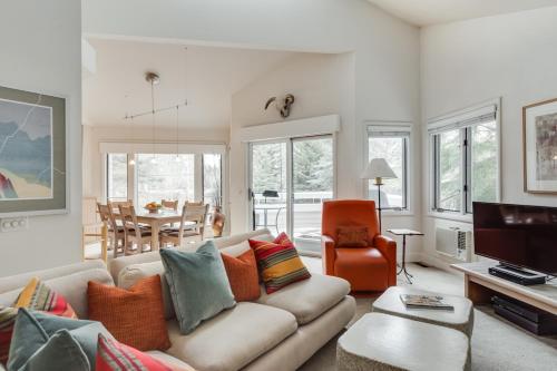 Фотография гостевого дома WS - Warm Springs Road - 3026B (ST)