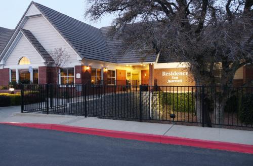 Фотография гостиницы Residence Inn by Marriott Roseville