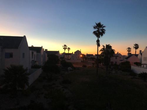 Фотография гостевого дома Red Bench Cottage