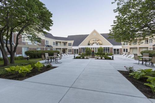 Фотография гостиницы Four Points by Sheraton Buffalo Grove