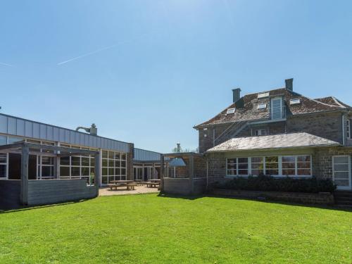 Фотография гостевого дома Luxurious Cottage in Sourbrodt with Sauna