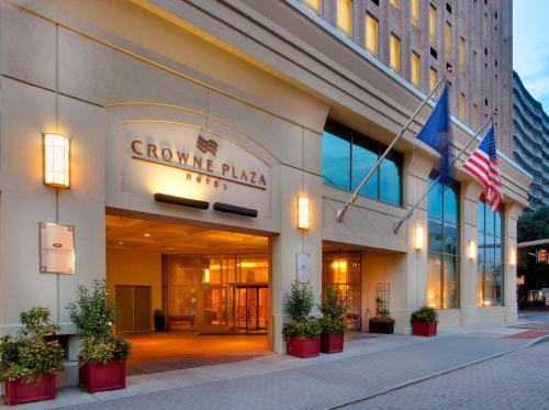 Фотография гостиницы Crowne Plaza Hotel Harrisburg-Hershey, an IHG Hotel