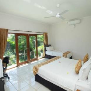 Фотографии гостевого дома
Ocean Villa Dive Resort - Tulamben