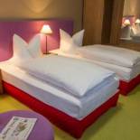 Фотография гостиницы Schurwald Hotel