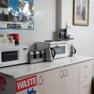 Фотографии гостиницы 
            The Eastern Hotel