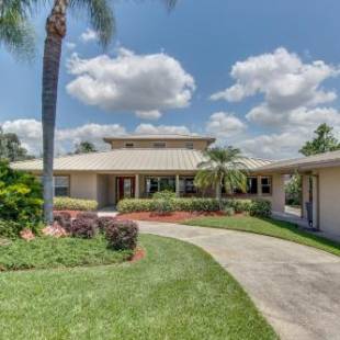 Фотографии гостевого дома
Lake June