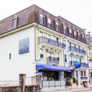 Фотографии гостиницы 
            Hôtel du Port