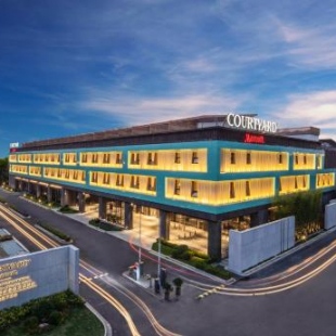 Фотография гостиницы Courtyard by Marriott Shanghai International Tourism and Resorts Zone