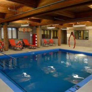 Фотографии гостиницы
Hôtel & Suites Le Dauphin Québec