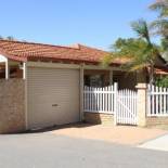 Фотография гостевого дома Geraldton Luxury Retreat 2 with free Netflix