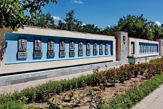 Фотографии достопримечательности
Аллея Героев Воинской славы