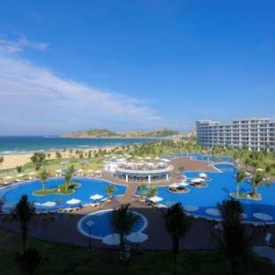 Фотографии гостиницы 
            FLC Luxury Hotel Quy Nhon