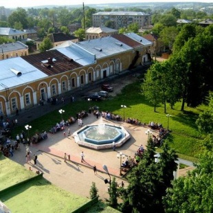 Фотография достопримечательности Фонтан 500 лет городу Слободскому