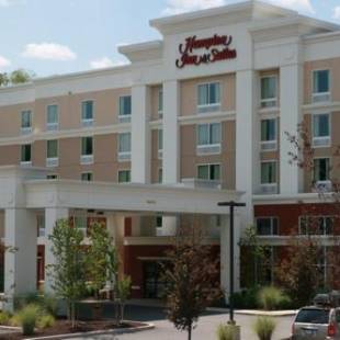 Фотографии гостиницы 
            Hampton Inn & Suites Poughkeepsie