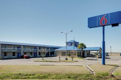 Фотографии гостиницы
Motel 6-Jennings, LA