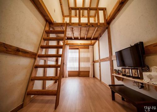 Фотография гостевого дома -Jeongga Hanok -thejeongga