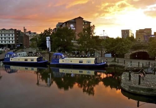 Фотография мини отеля Houseboat Hotels