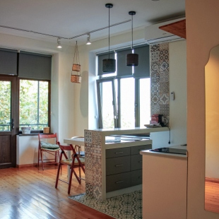 Фотография квартиры Апартаменты Old Tbilisi Sololaki Apartment