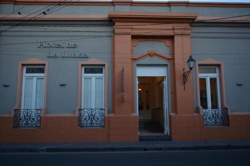 Фотография гостиницы Hotel de la Linda