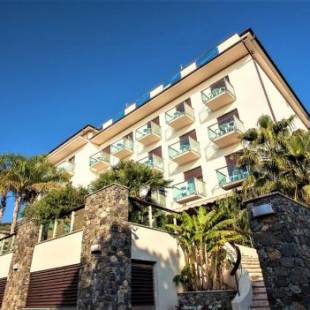 Фотографии гостиницы
Hotel Ariston & Apartments