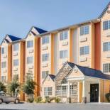 Фотография гостиницы Microtel Inn & Suites by Wyndham Pigeon Forge