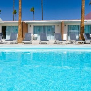 Фотография гостиницы Sanom Beach Resort Only Adults