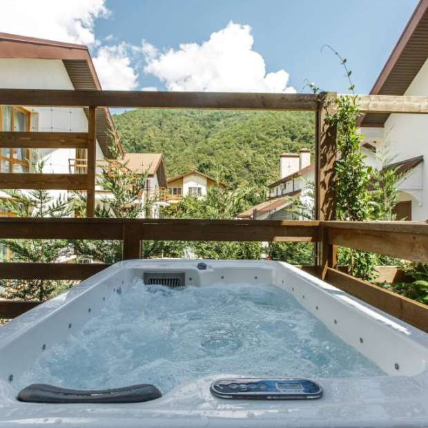 Фотографии Коттеджа
Частный Дом напротив казино с личной парковкой