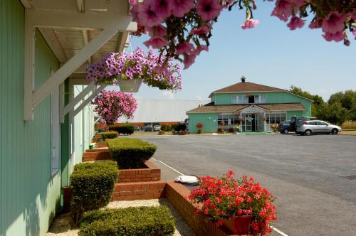 Фотография гостиницы Fasthotel Lille Aéroport Lesquin