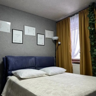 Фотография квартиры Квартира Трехкомнатная Тополиная 7