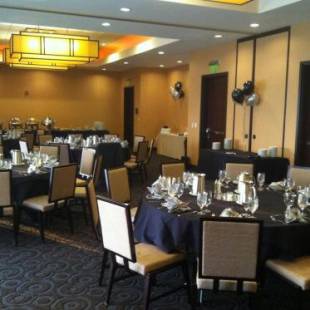 Фотографии гостиницы
Embassy Suites Salt Lake / West Valley City