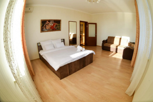 Фотографии квартиры 
            Апартаменты на улице Луначарского