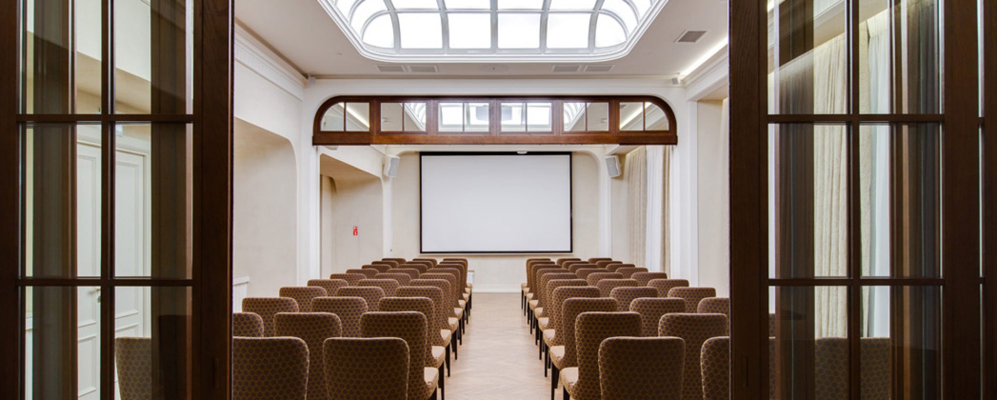 Фотографии конференц-зала СтандАрт 2 этаж