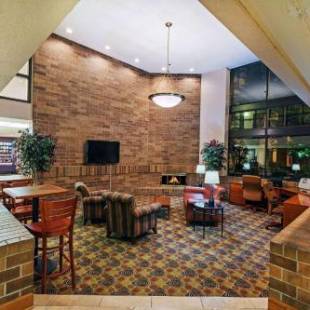 Фотографии гостиницы 
            AmericInn by Wyndham Omaha