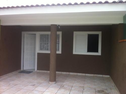 Фотография гостевого дома Casa 50 mts da praia Caravelas PR com ventiladores