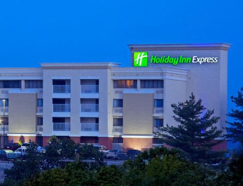Фотография гостиницы Holiday Inn Express Cincinnati West, an IHG Hotel