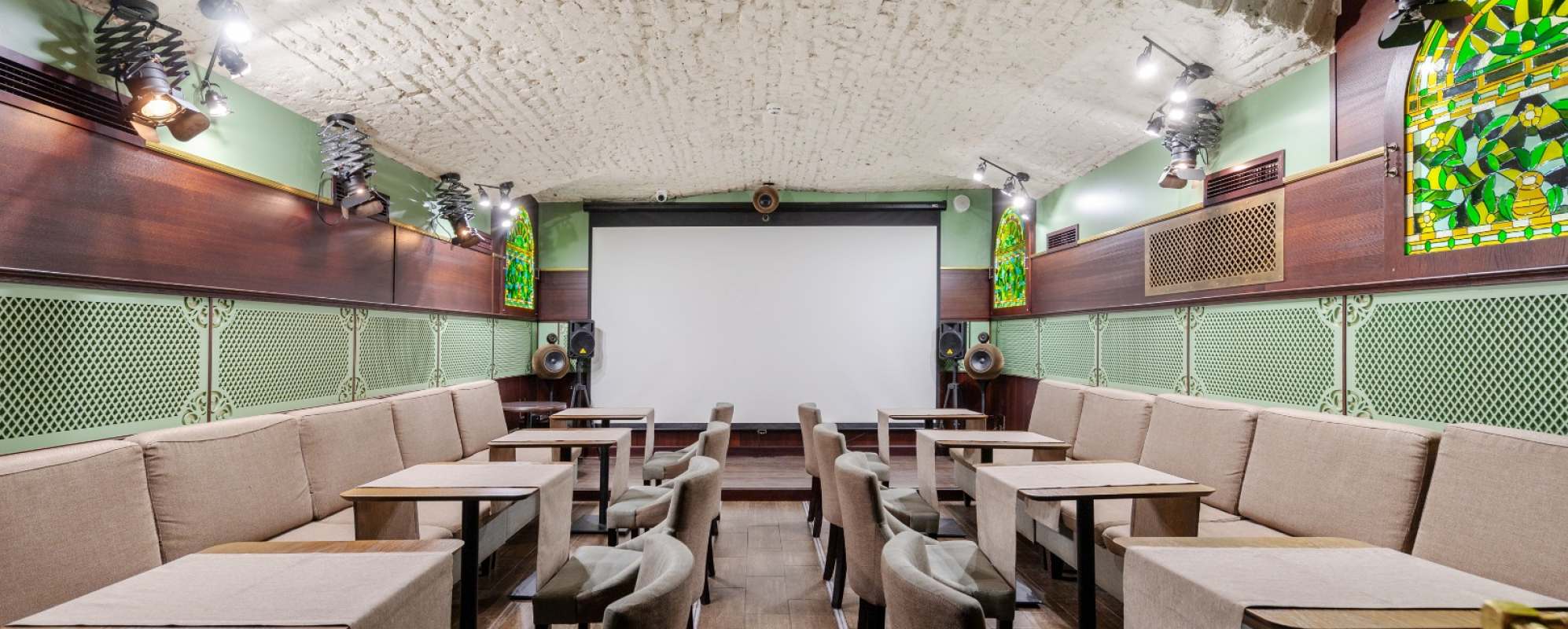 Фотографии конференц-зала Невский Берег 93